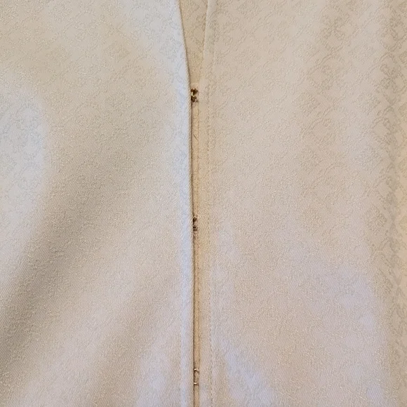 Tahari yellow suit with cute bow - Picture 4 of 11